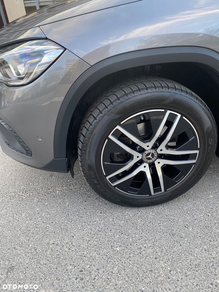 Mercedes-Benz GLA 200 - 3