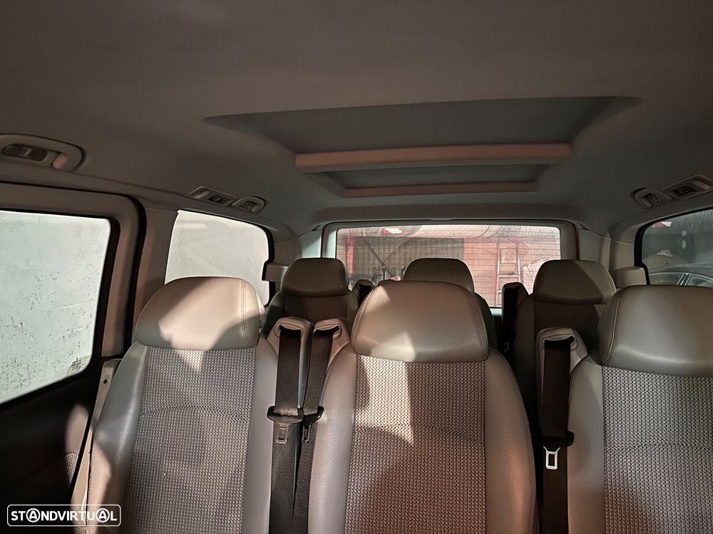 Mercedes-Benz Viano - 13