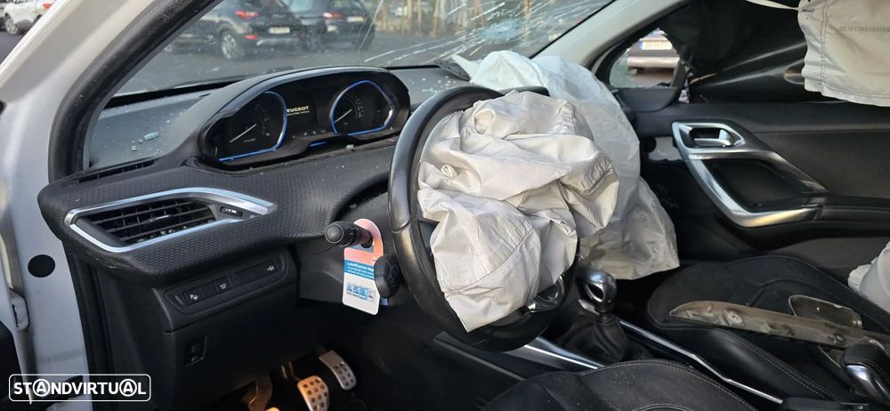 Peugeot 2008 Carrinha 1.6 HDi Diesel de - VIATURA PARA PEÇAS - 8