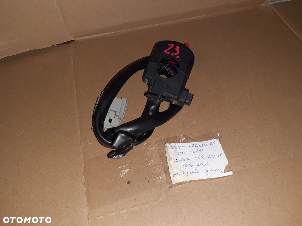 HONDA CBR 600 RR 2007 - 2011 r  HONDA CBR 1000RR 2006 - 2007 PRZEŁĄCZNIK PRAWY - 1