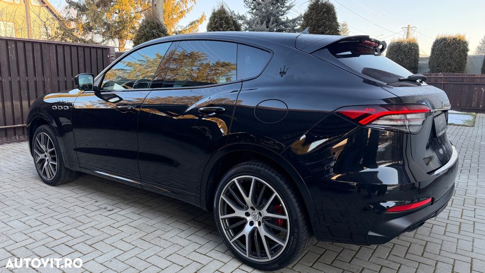 Maserati Levante - 3