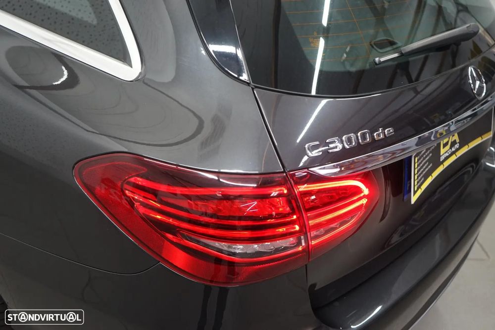 Mercedes-Benz C 300 de Edition - 16