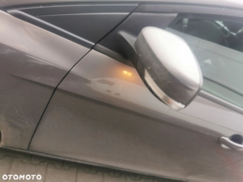 Ford Focus 1.5 TDCi Gold X - 23