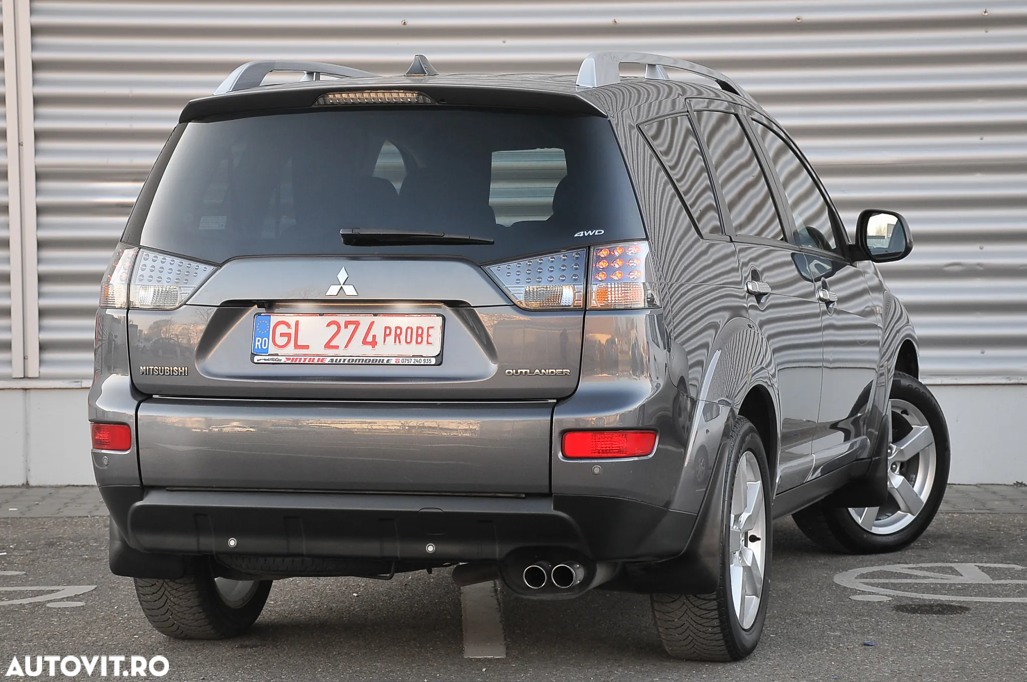 Mitsubishi Outlander 2.0 DI-D 4WD Instyle - 11