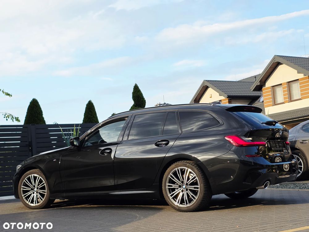 BMW Seria 3 320d Edition M Sport Shadow - 25