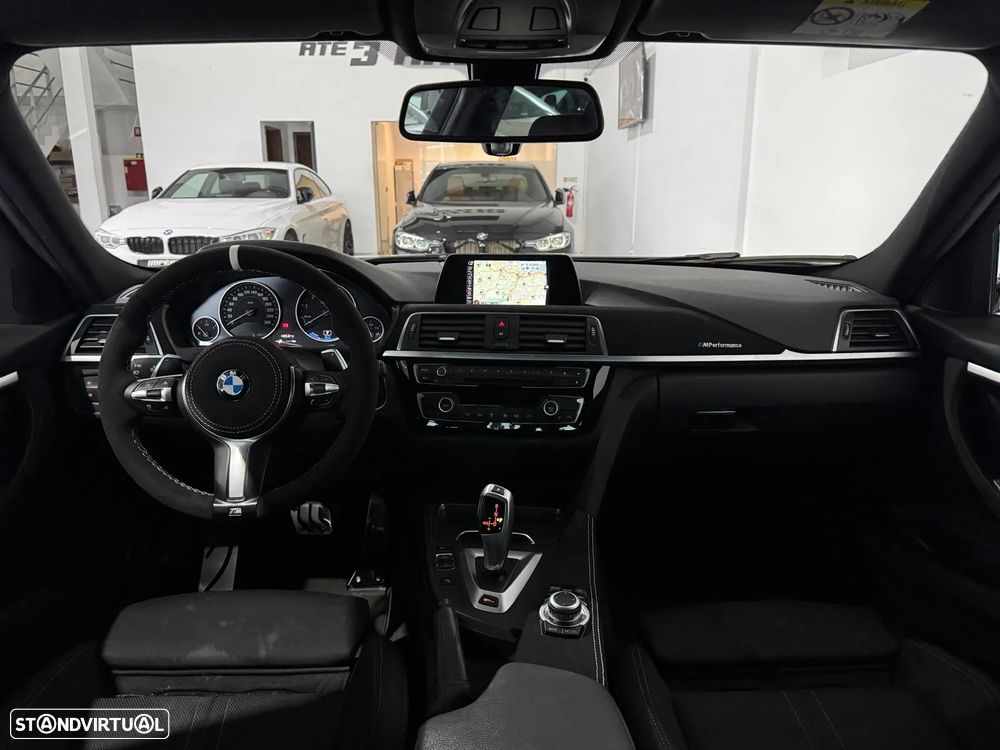 BMW 330 - 35