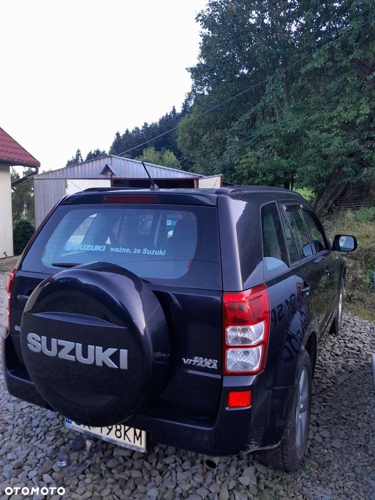 Suzuki Grand Vitara 1.9 DDiS Premium - 2