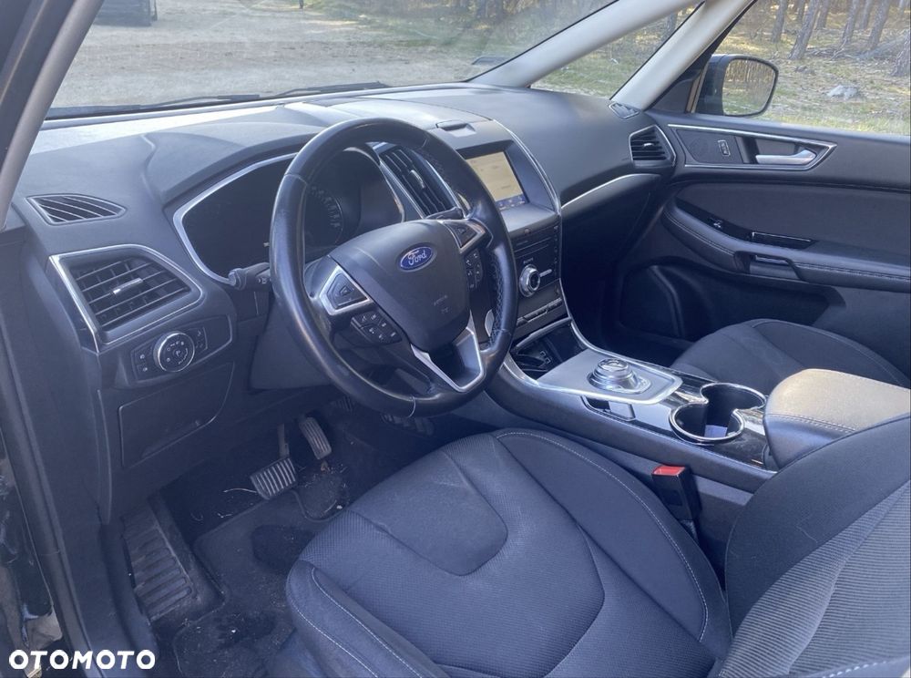 Ford S-Max - 8