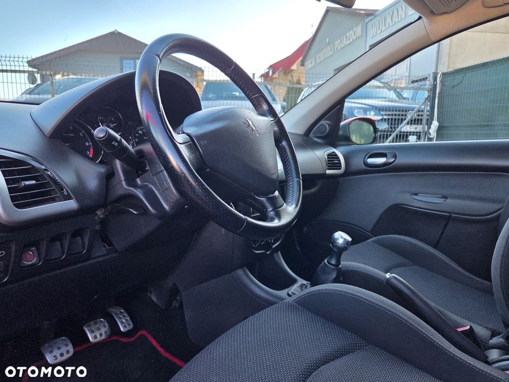 Peugeot 206 plus 75 Street Racing - 13