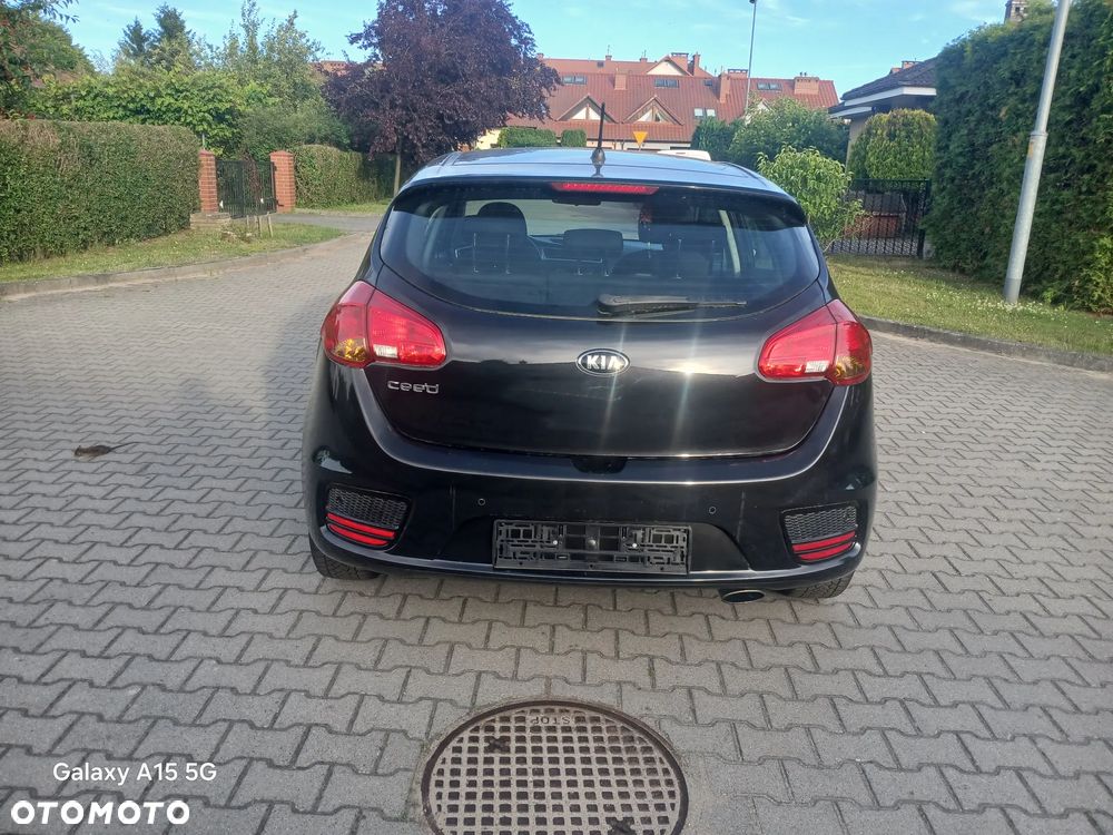 Kia Ceed - 7