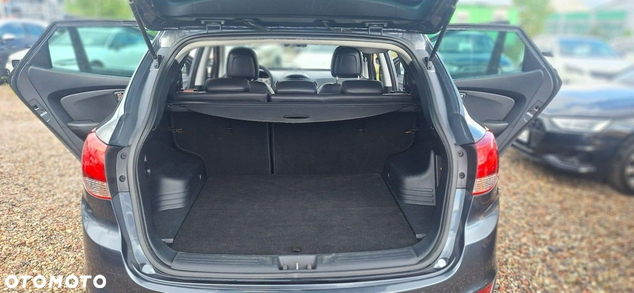 Hyundai ix35 - 11