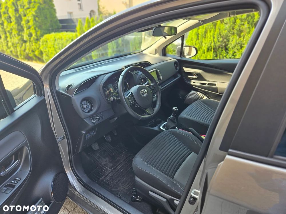 Toyota Yaris 1.5 Premium - 5
