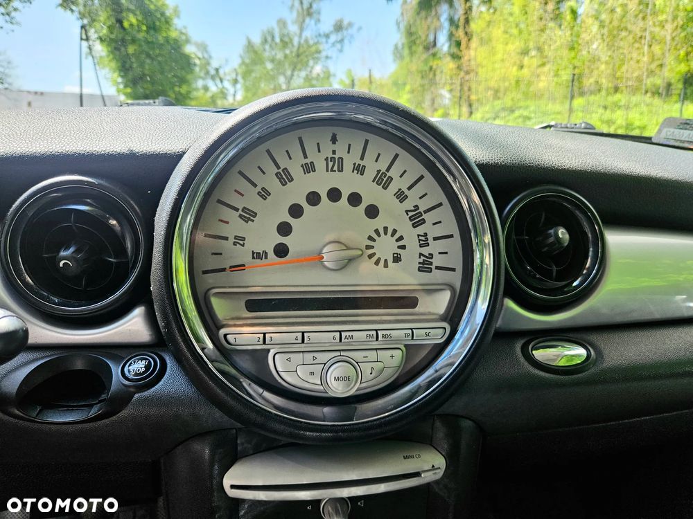 MINI Clubman Cooper - 14