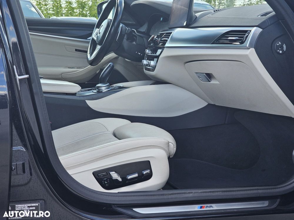 BMW Seria 5 540d xDrive AT MHEV - 30