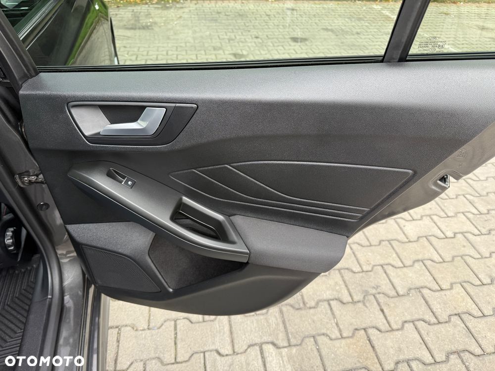 Ford Focus 1.5 EcoBoost Start-Stopp-System ST-LINE - 18