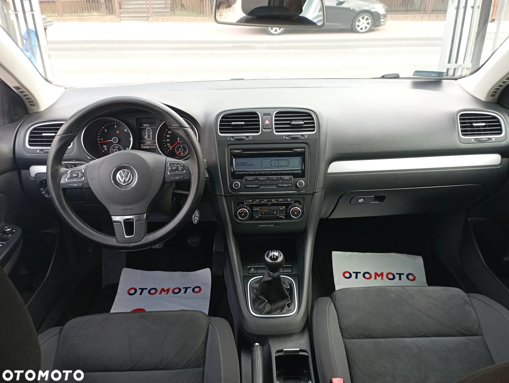 Volkswagen Golf VI 1.6 TDI Highline - 8
