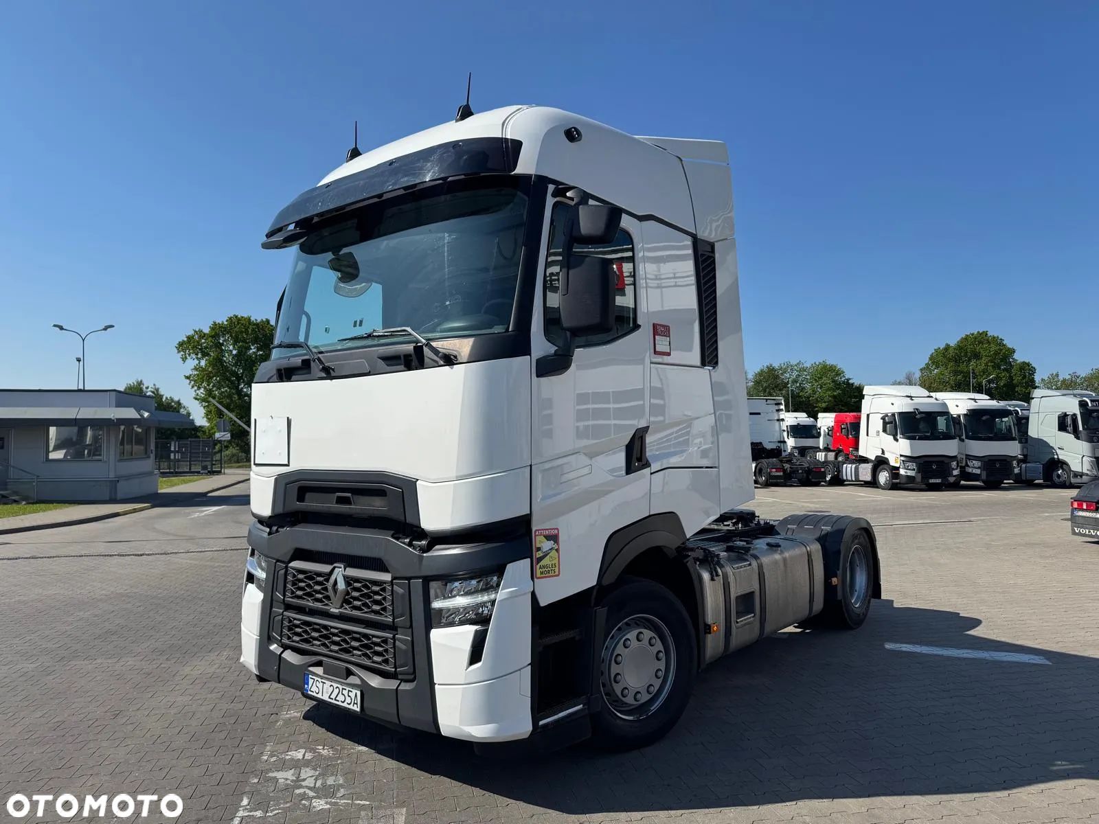 Renault T480 High Cab - 1
