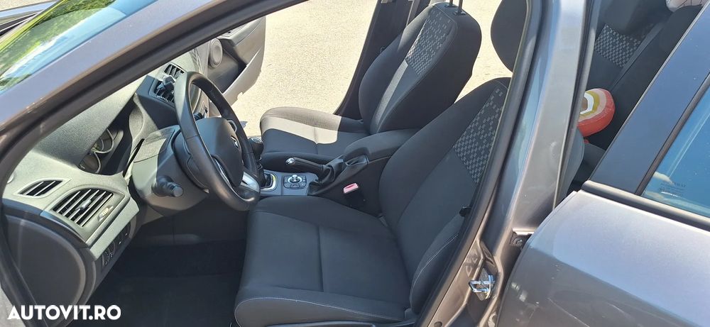 Renault Megane 1.5 dCI Privilege - 8