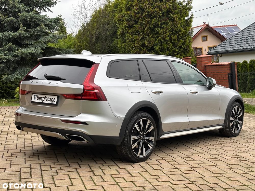 Volvo V60 Cross Country Pro B4 D AWD - 8