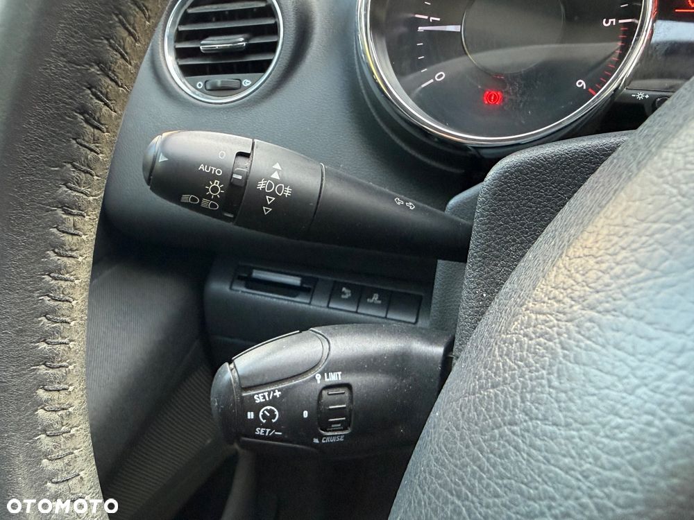 Peugeot 3008 - 24
