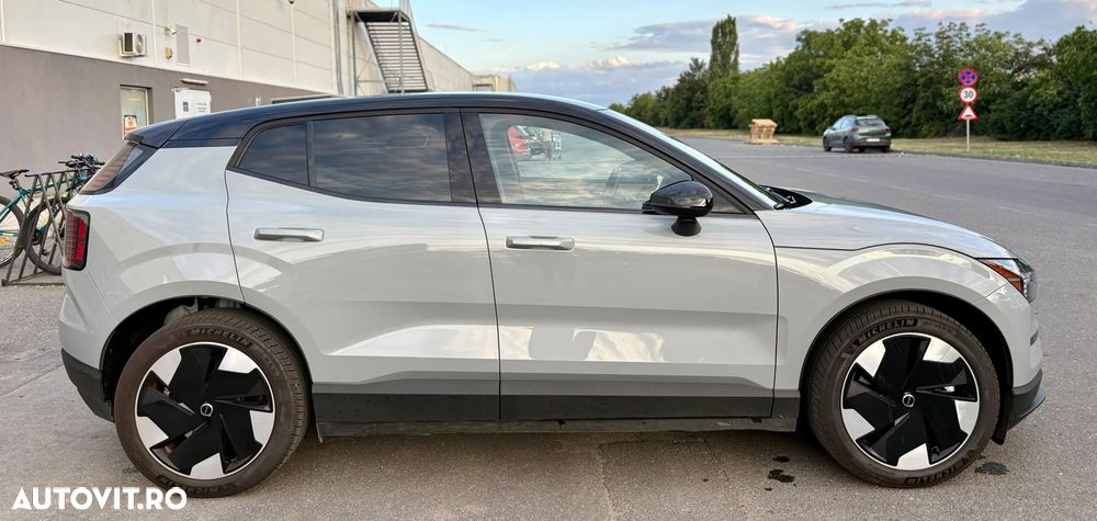 Volvo EX30 - 3