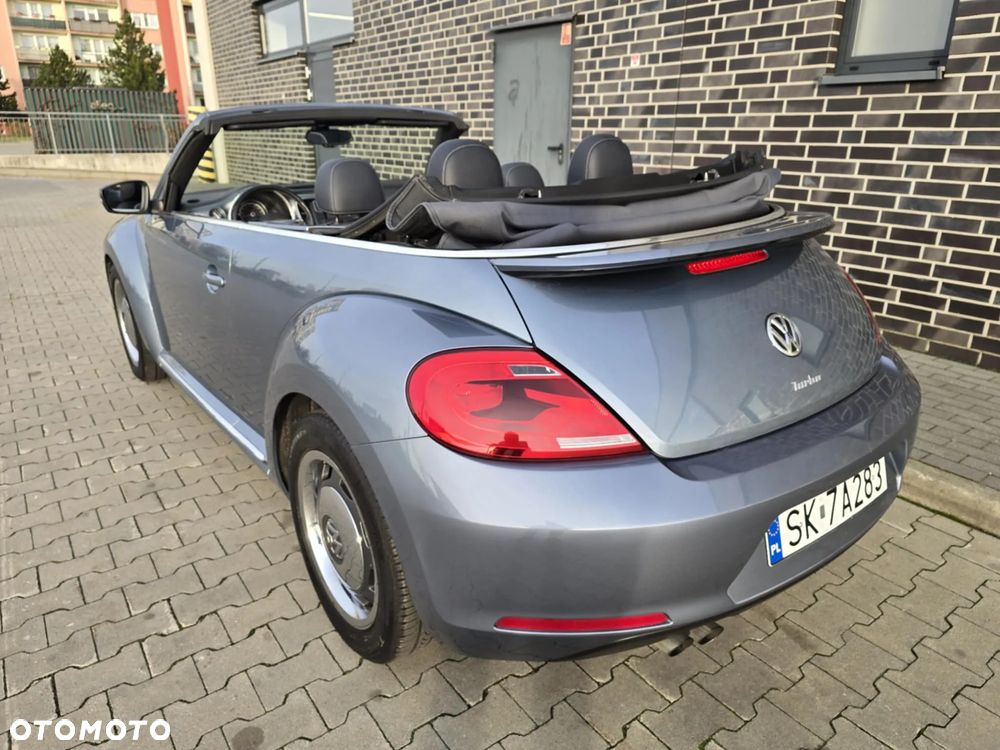 Volkswagen New Beetle - 40