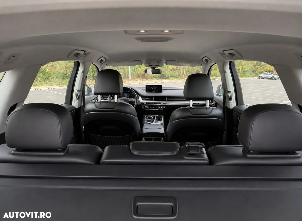 Audi Q7 - 11