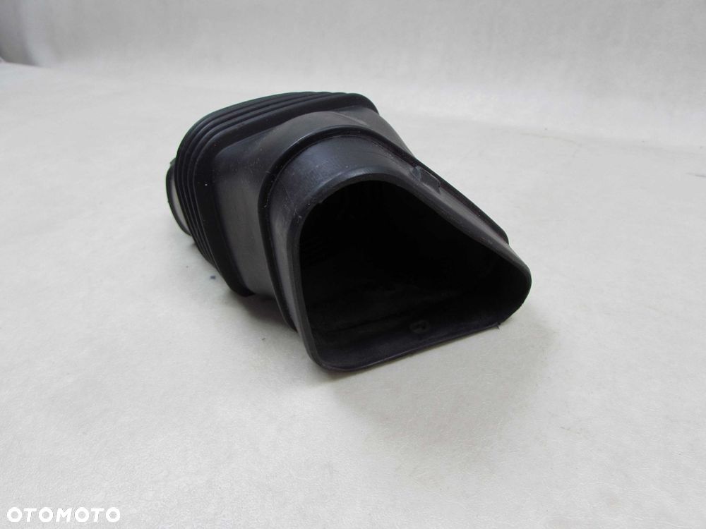 VOLVO S80 II V70 III XC 2.4 D5 06-13 RURA DOLOT PRZEWOD POWIETRZA 30748216 - 8