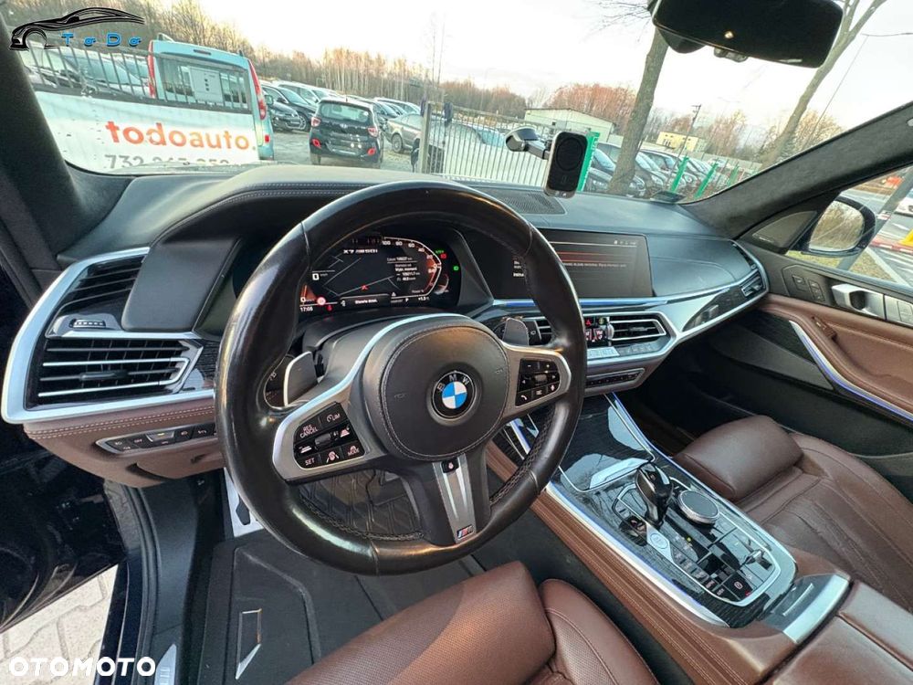 BMW X7 M50i sport - 18