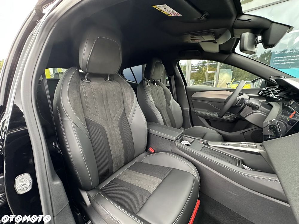 Peugeot 408 1.2 PureTech mHEV GT S&S e-DSC6 - 30