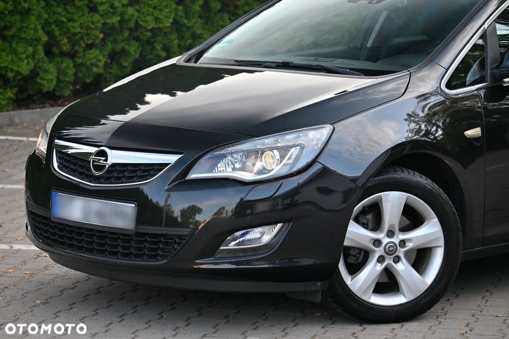 Opel Astra 1.6 Turbo Active - 10