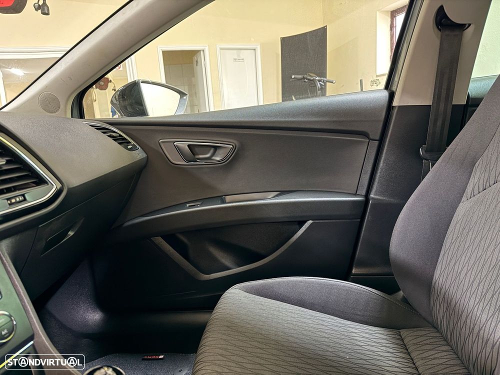 SEAT Leon 1.6 TDI E.Style by Sport - 35