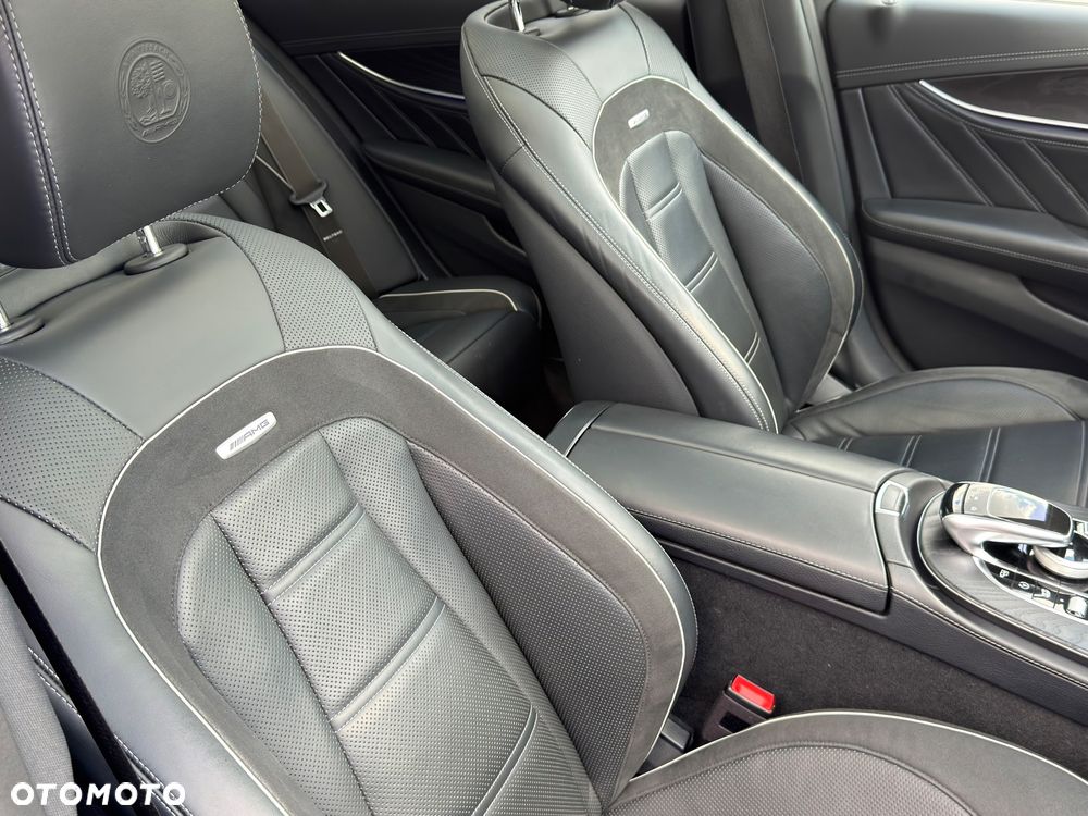 Mercedes-Benz Klasa E AMG 63 S 4-Matic+ - 13