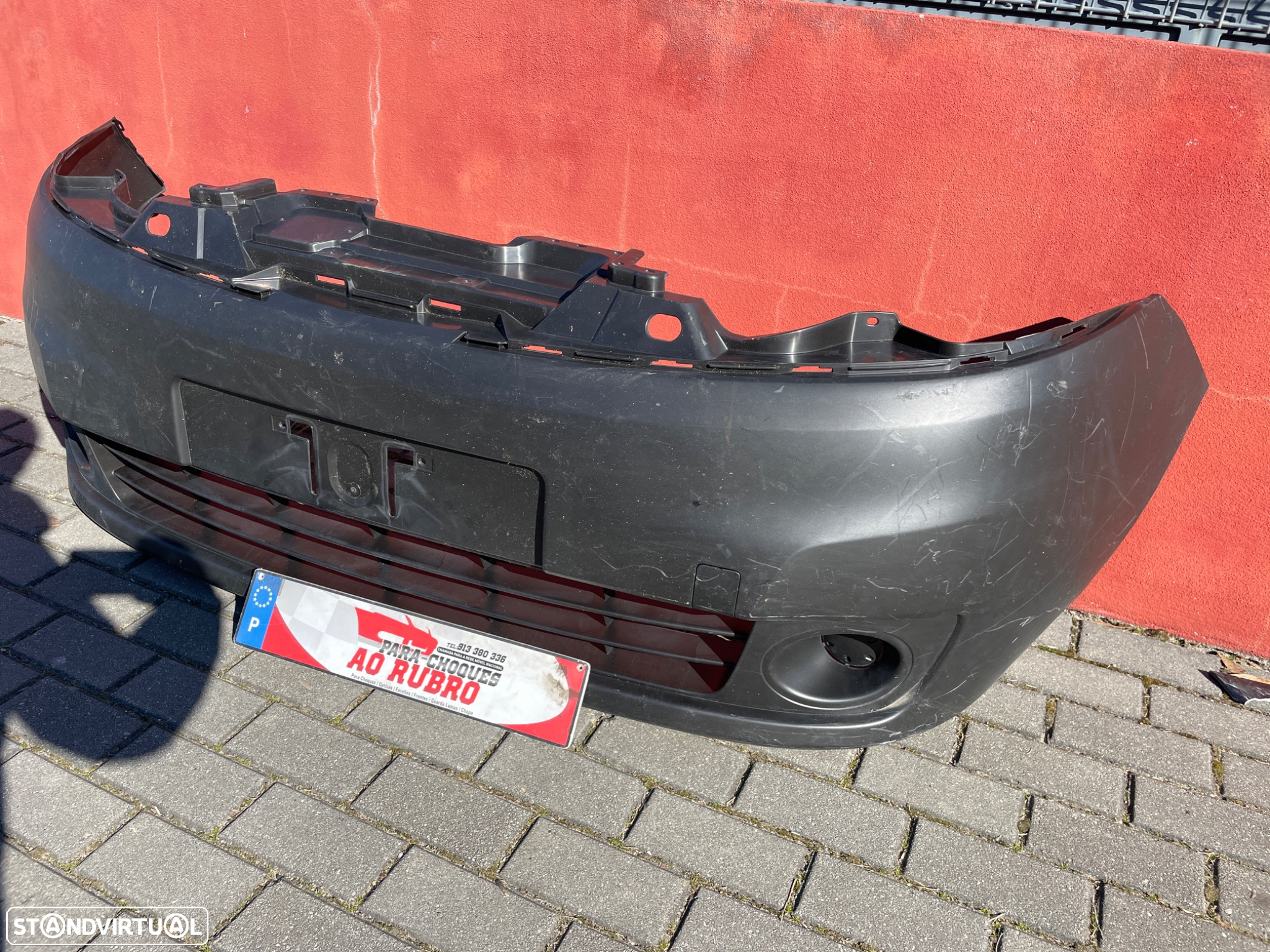 Parachoque nissan nv200 - 3