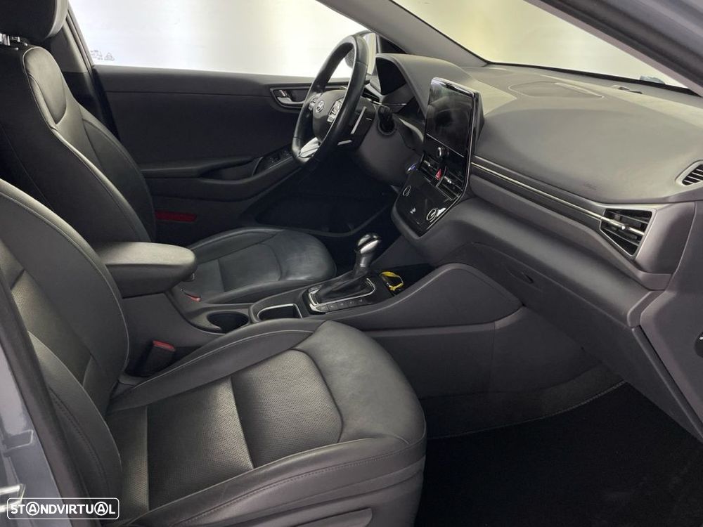 Hyundai Ioniq 1.6 GDI PHEV - 21