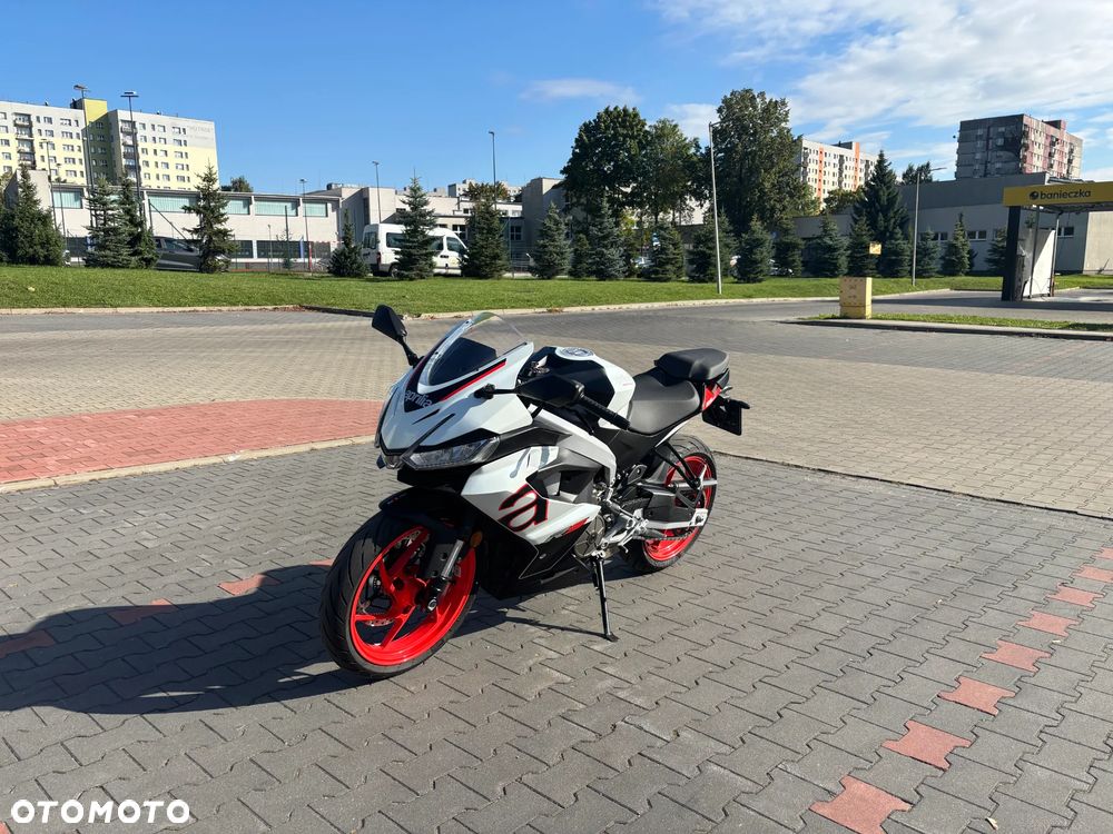 Aprilia RS - 7