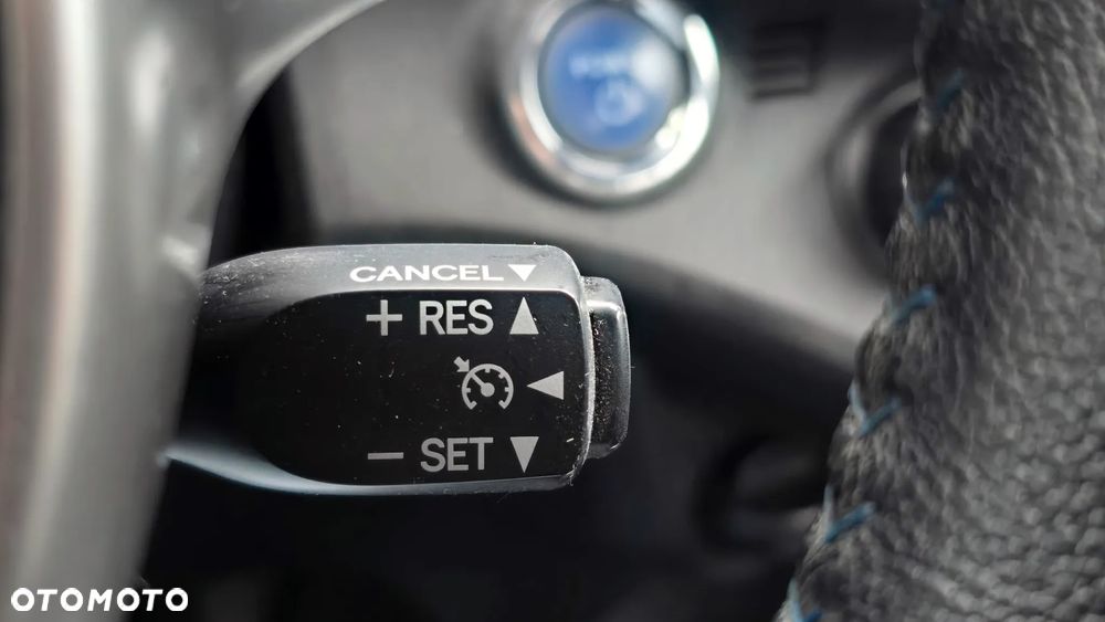 Toyota Yaris Hybrid 100 Sol - 21