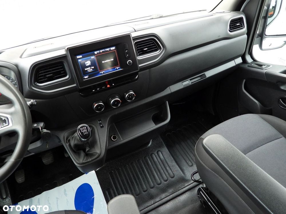 Renault MASTER SKRZYNIA PODWÓJNA KABINA DOKA 6 MIEJSC TEMPOMAT NAWIGACJA LEDY KLIMATYZACJA  150KM - 25