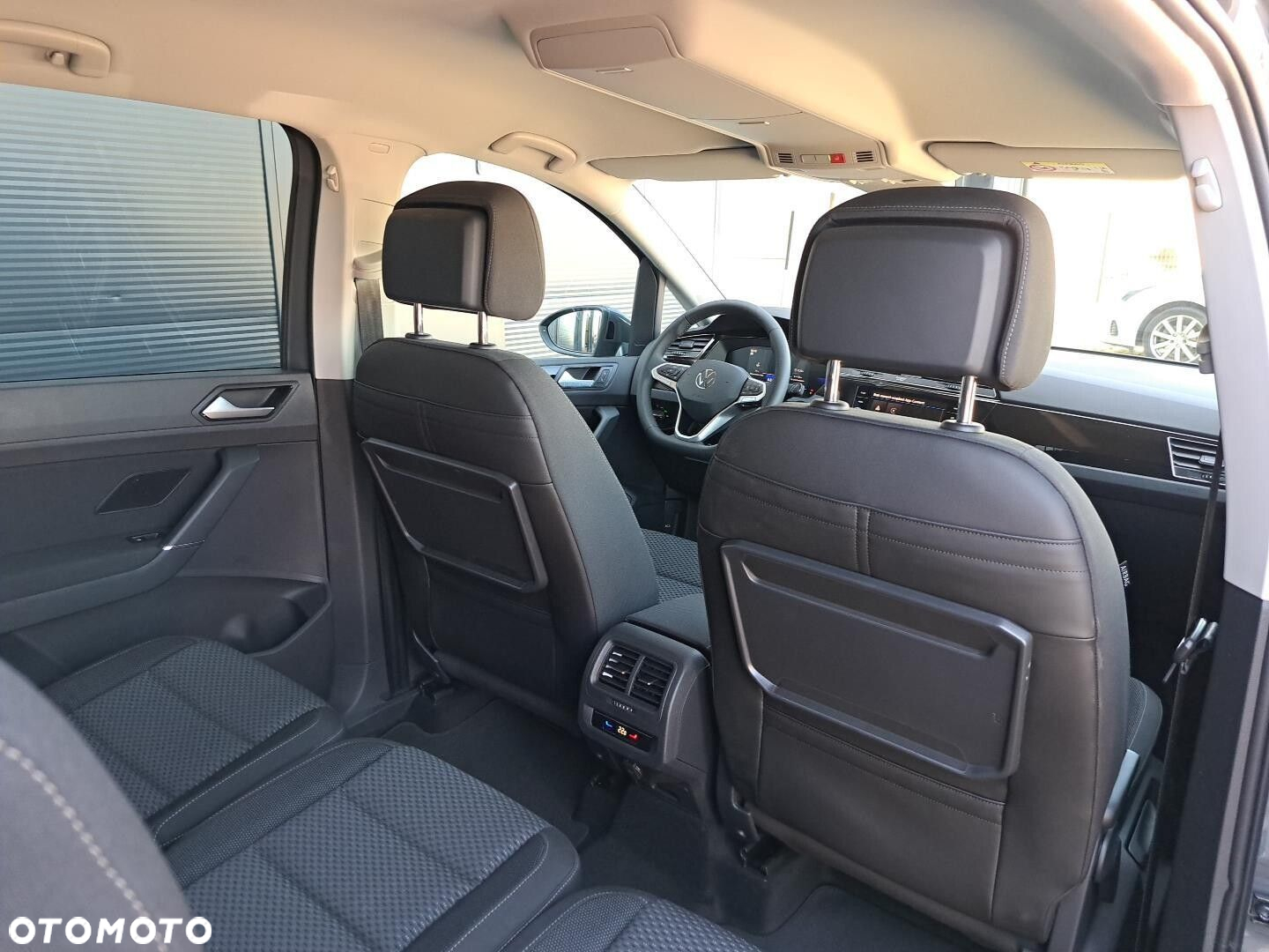 Volkswagen Touran 1.5 TSI EVO Comfortline Plus DSG - 36