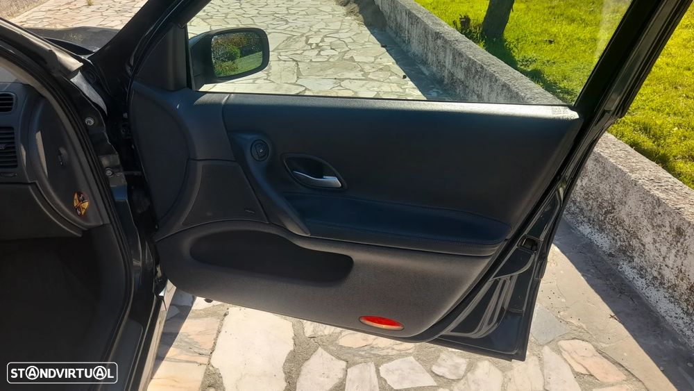 Renault Laguna Break 1.6 Privilége - 37