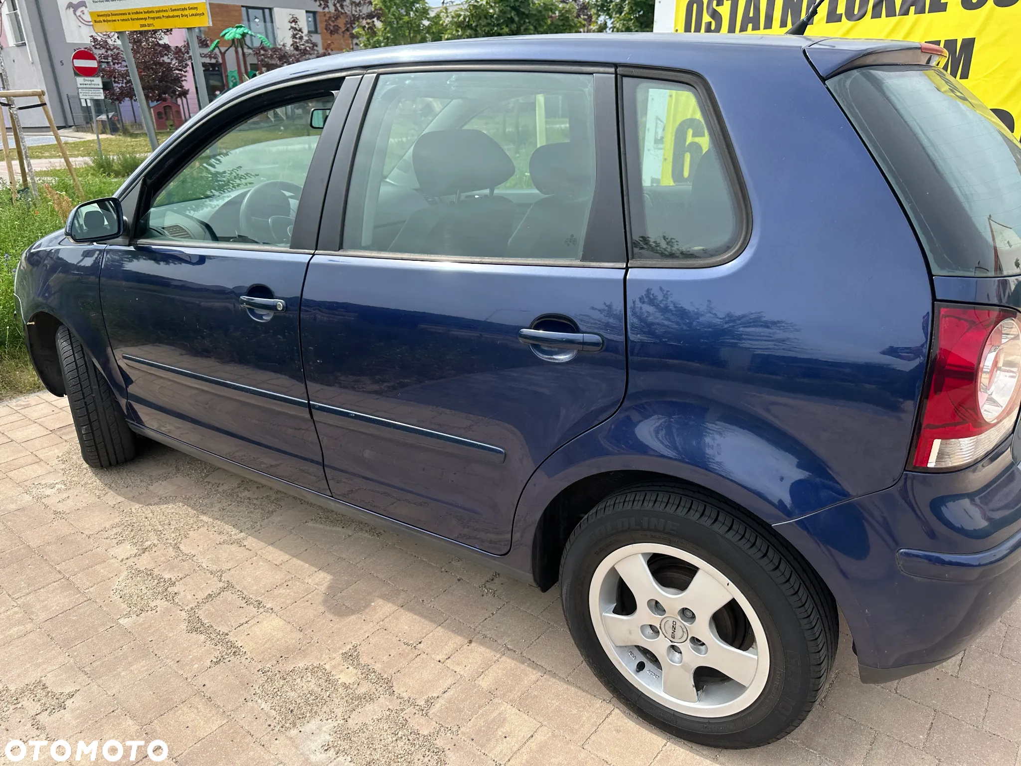 Volkswagen Polo 1.4 16V Comfortline - 6