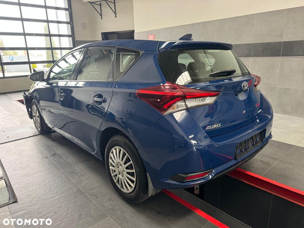 Toyota Auris 1.6 Comfort - 1