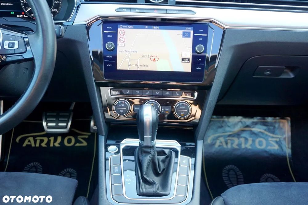 Volkswagen Arteon 2.0 TDI SCR DSG Elegance - 32