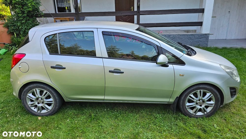 Opel Corsa - 3