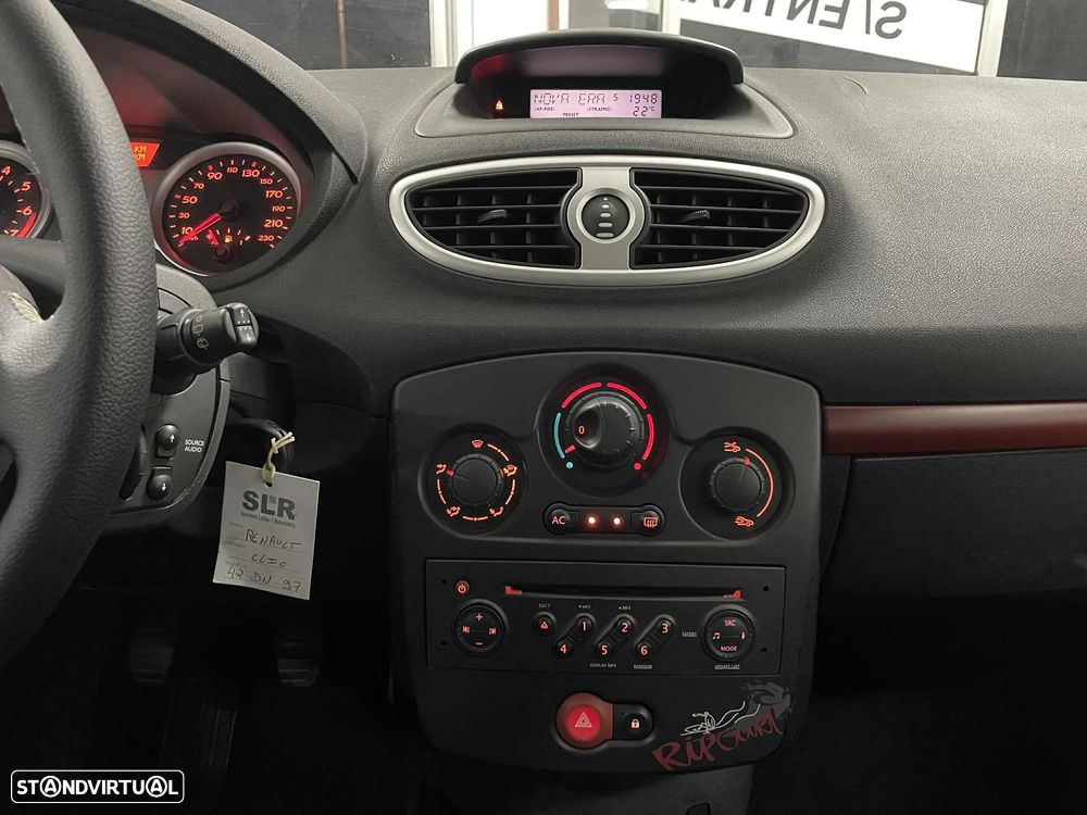 Renault Clio 1.2 16V Rip Curl - 18