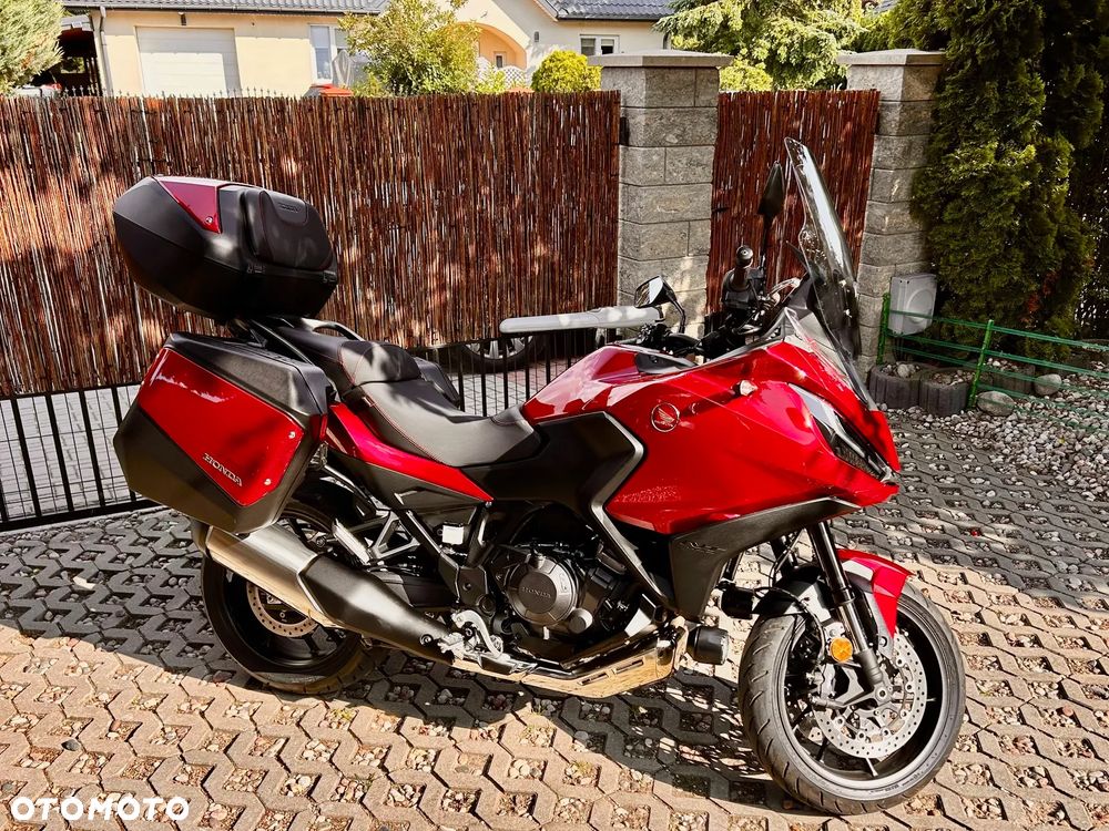 Honda NT - 6