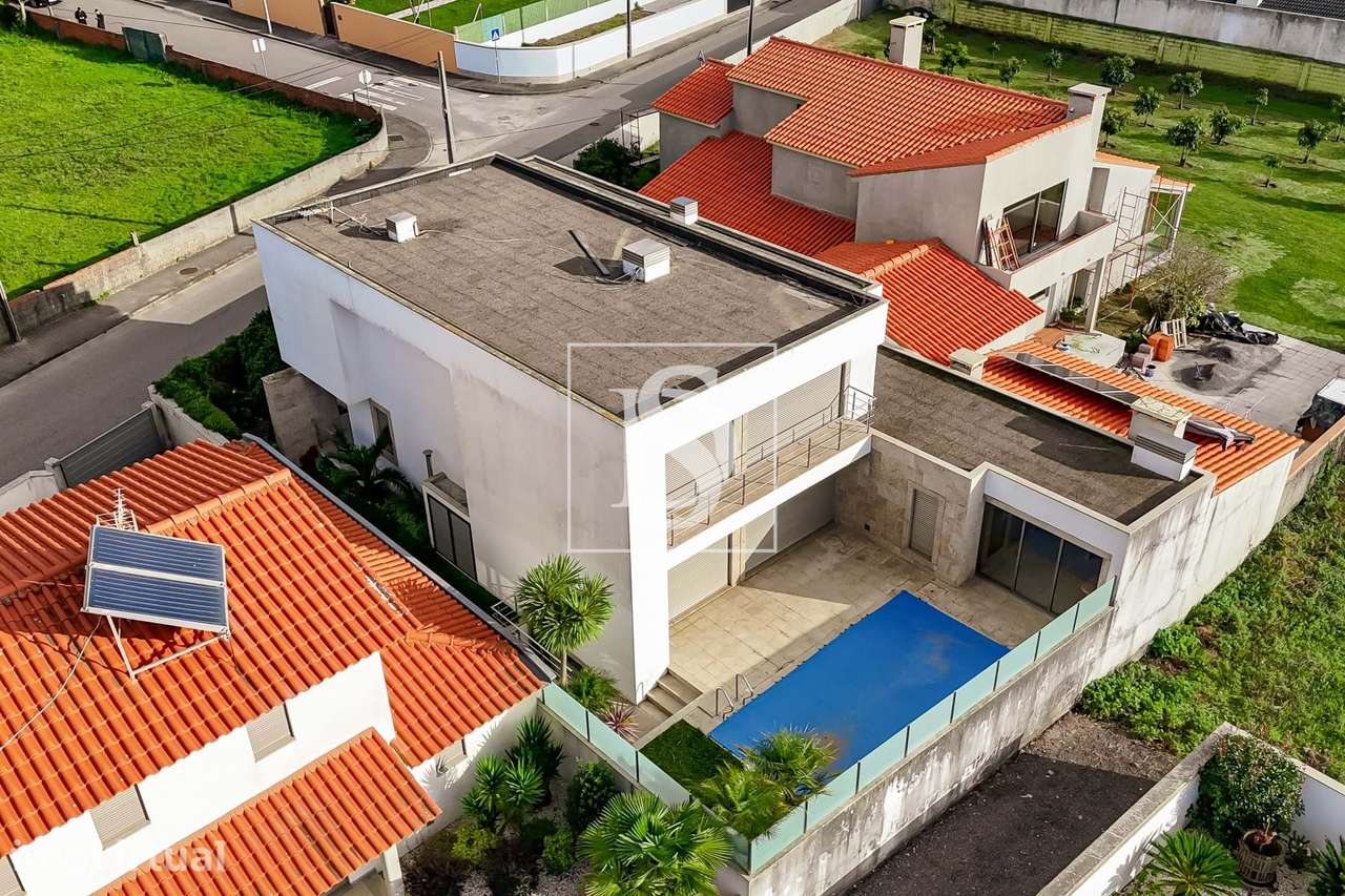 Moradia T4 c/ Piscina, Vista Mar e Excelente Exposição Solar – Marinha - Grande imagem: 5/45