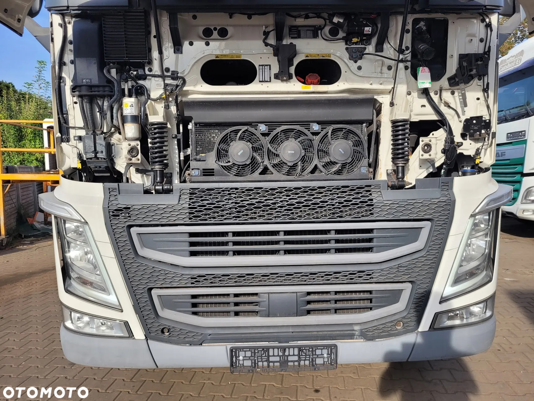 Volvo FH 4 ; HDS ; Palfinger ; Fassi ; Hiab ;Atlas ; MKG - 8