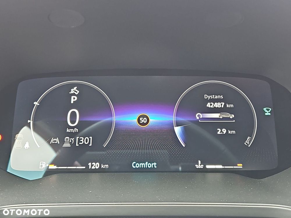 Renault Captur 1.3 TCe mHEV Techno EDC - 21