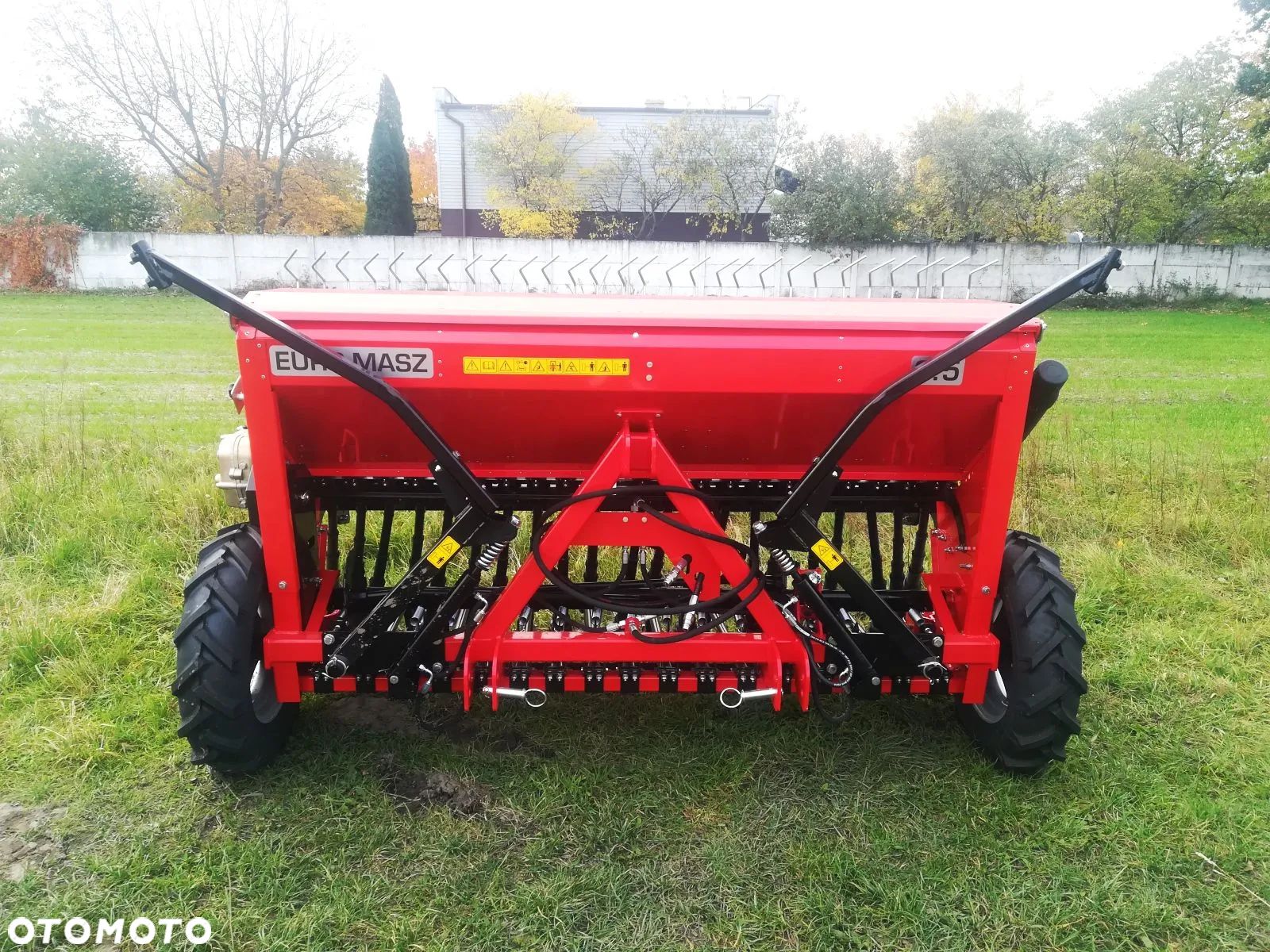 Siewnik zbożowy 2,5m 2,7m 3,0m Euro-Masz Agro-Masz Bomet - 1
